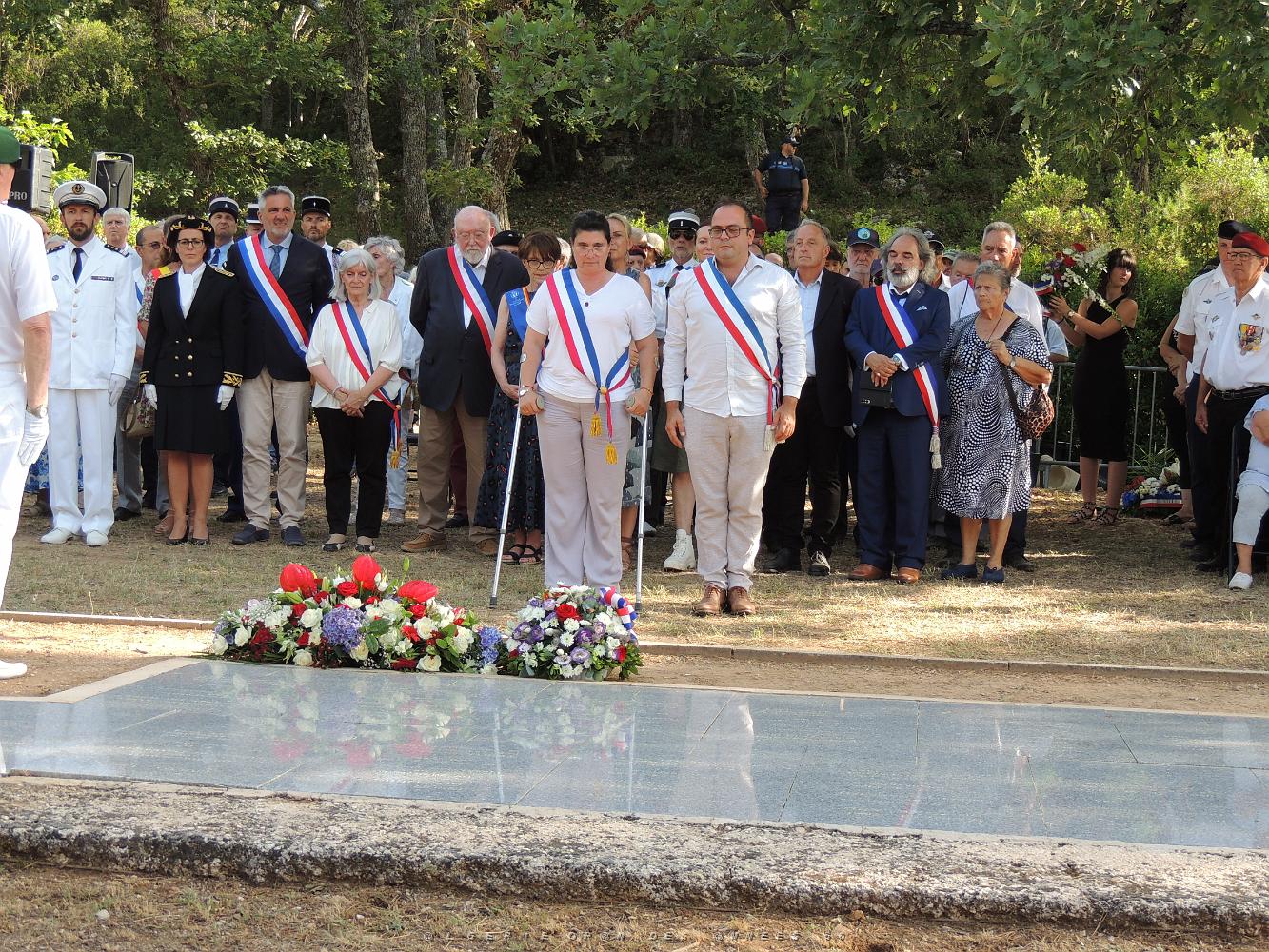 2023 07 18 SIGNES - HOMMAGE AUX 38 RESISTANTS FUSILLES EN 1944 (69).JPG -           